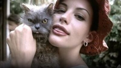 Ünlüler ve kedileri