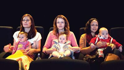 Bebekle sinema keyfi