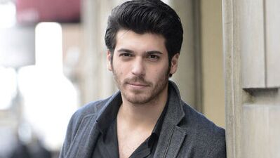 Can Yaman'dan Gönül İşleri...