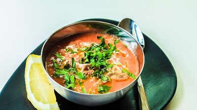 Tavuklu şehriye çorbası