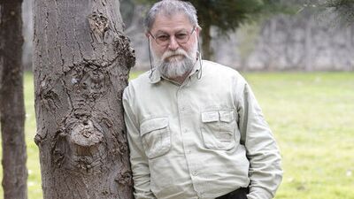 Prof. Dr. Ali Nesin: Önce kendini kurtar