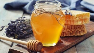 Cildinizi ballı karışımla canlandırın