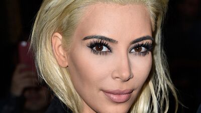 Binbir surat Kim Kardashian...