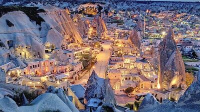Tarih kokan romantik şehir: Kapadokya