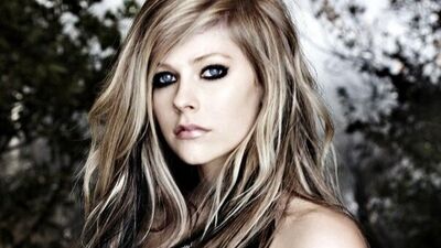 Avril Lavigne laym hastalığına yakalandı