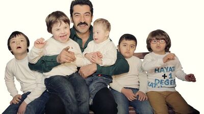 Ünlüler tasarladı çocuklar satacak!