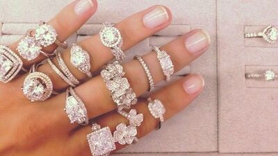 Yüzüğün ilişkin hakkında ne söylüyor?