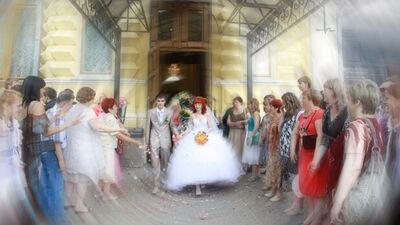 Çılgın gelinler iş başında...