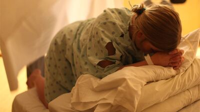 Zorla epizyotomi yapan doktora dava açıldı