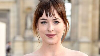 Dakota Johnson'dan makyaj sırları!