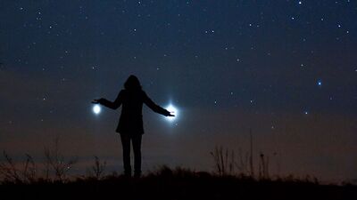 Batı ufkunda çifte pırıltı