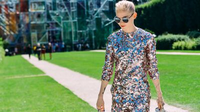 Paris Moda Haftası'nda sokak gösterileri