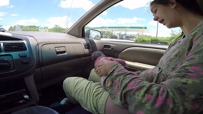 Arabada beklenmedik doğum!