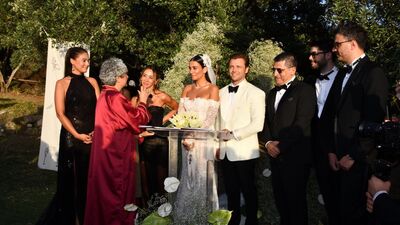 Tolga Sarıtaş ile Zeynep Mayruk evlendi!