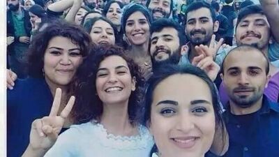 Ya bendensin ya ölü!