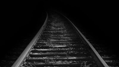 Karanlığa razı olmak...