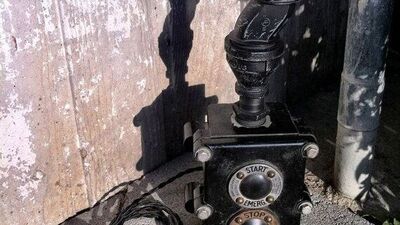 Bu lambalar bi' tuhaf!