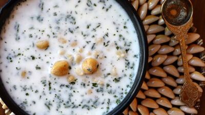 Ayran aşı çorbası