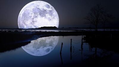 Bugünkü dolunay olağanüstü!