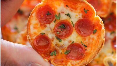 Tortilla ile mini pizza