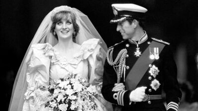 Lady Diana'nın düğününden ilk kareler...