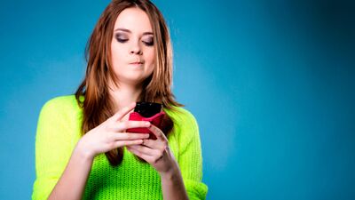 Partnerinizin telefonunu karıştırmayın!