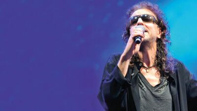 İlhan İrem: Aşk yalnızlığın doruk noktasıdır