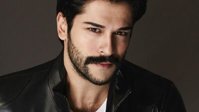 Sakallı biriyle öpüşürken bir daha düşünün!