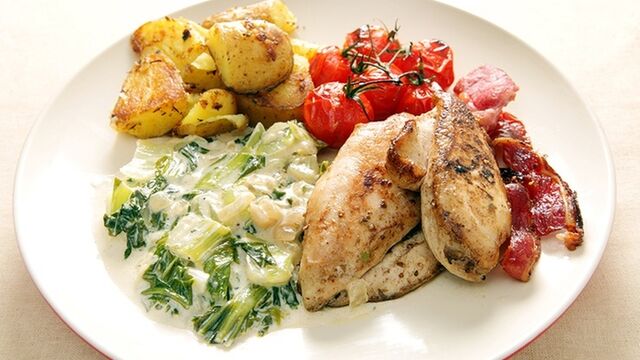 Fırında peynirli ve sarımsaklı tavuk