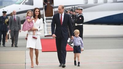 Kate Middleton aynı elbiseyi giydi