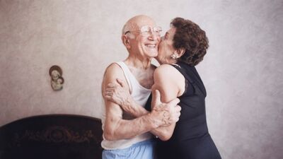 Bilim onaylıyor: Mutlu eş, mutlu hayat demek!