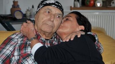 "Yine dünyaya gelsem yine Memduh'a aşık olurum"