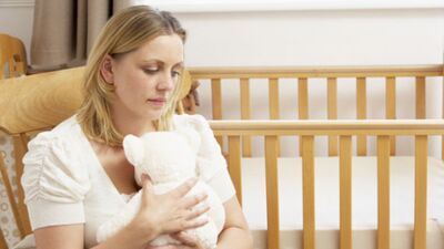 Doğum sonrası depresyonu mu annelik hüznü mü?