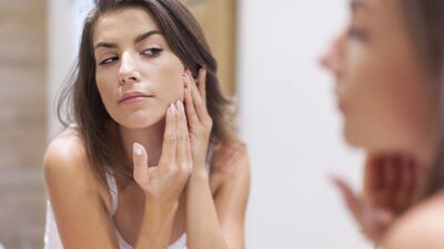 Akne izleri için doğal çözümler