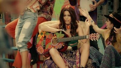 İçinde slalom geçen bir şarkı ne anlatıyordur?