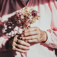 100 yaşındaki insanlardan değerli tavsiyeler