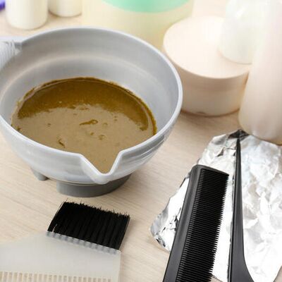 Hint kınası ile saç boyası nasıl yapılır?