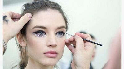 Trend: Parıltılı makyaj