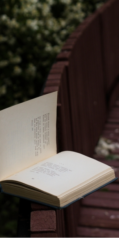 Şiirleriyle Nazım Hikmet...