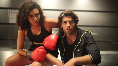 Hande Doğandemir: Aşk insanı iyi hissettirir