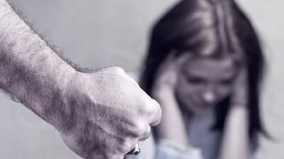 Seni tanıyorum çürükler içindeki kadın!