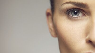 Göz çevresinde yapılan uygulamalara dikkat