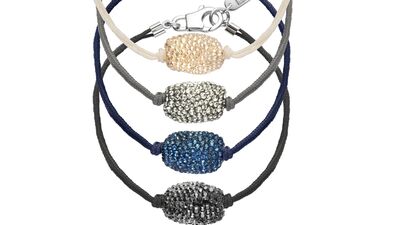 Atelier Swarovski kadınlara destek için üretti