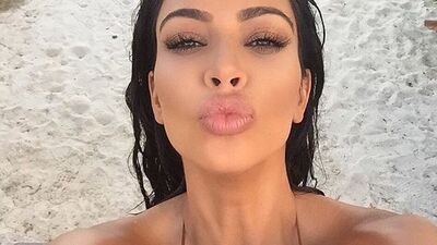 Kim Kardashian milyarderler kulübünde