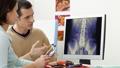 Böbrek taşı erkeklerin başına bela!