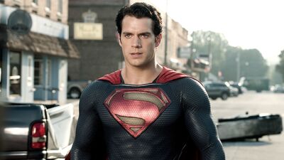 Superman: Henry Cavill