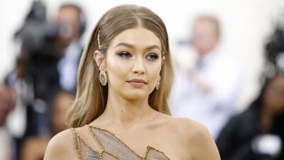 Gigi Hadid ve bebeğinden ilk kare