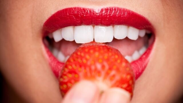 Doğal diş beyazlatma yöntemleri