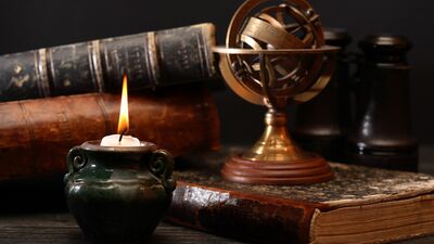 Ay, Yengeç burcunda dolaşıyor