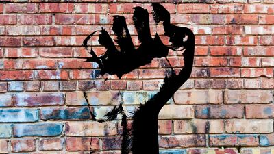 Kimlik politikasından şefkat politikasına geçiş